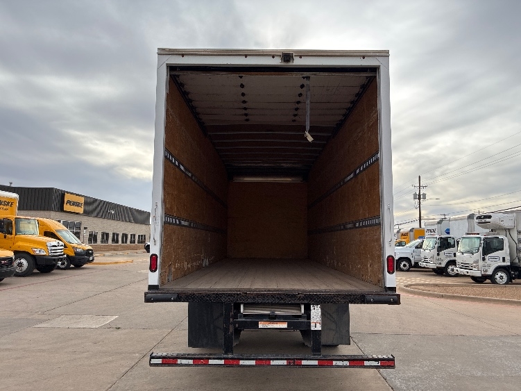 2020 Freightliner M2 106 in Lubbock, TX — photo 9