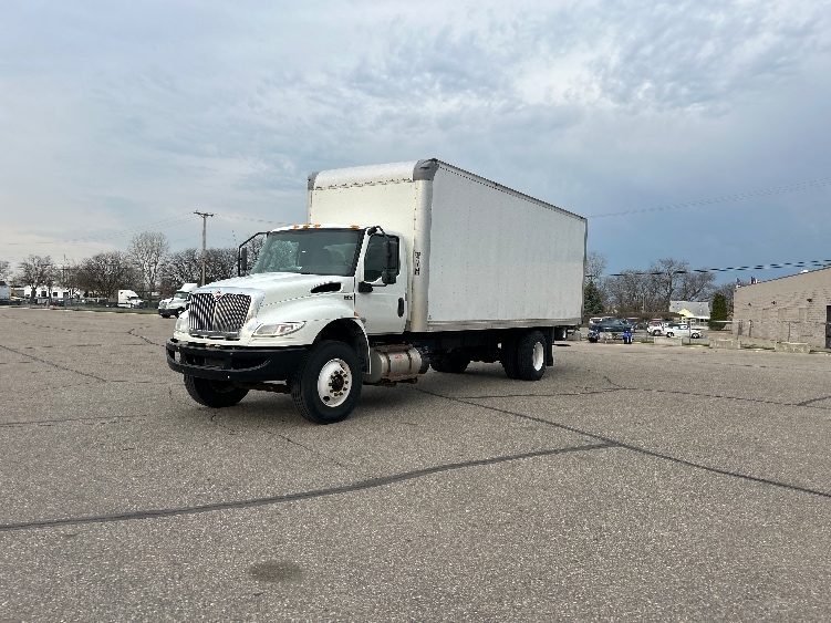 2020 International MV in Warren, MI — photo 3