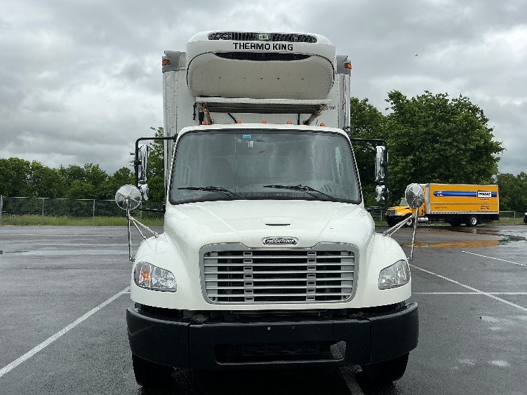 2020 Freightliner eM2 in Lexington, KY — photo 2