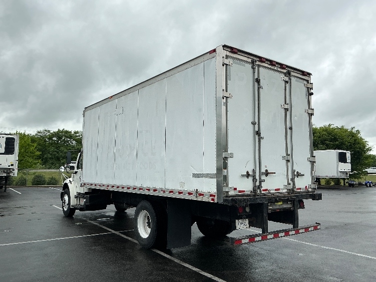 2020 Freightliner eM2 in Lexington, KY — photo 6