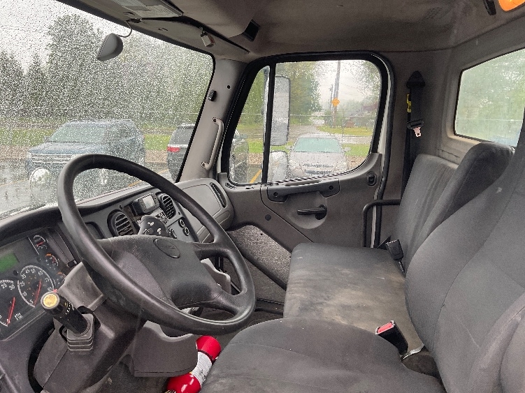 2020 Freightliner M2 112 in Canton, OH — photo 10