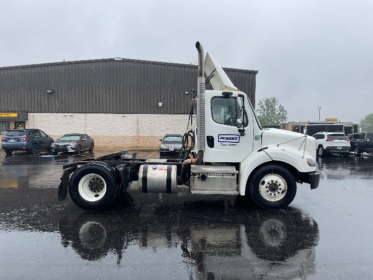 2020 Freightliner M2 112 in Canton, OH — photo 8