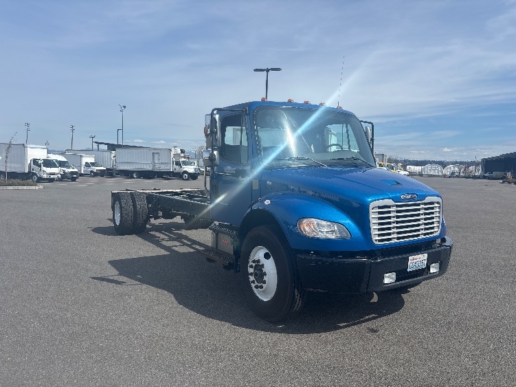 2020 Freightliner eM2