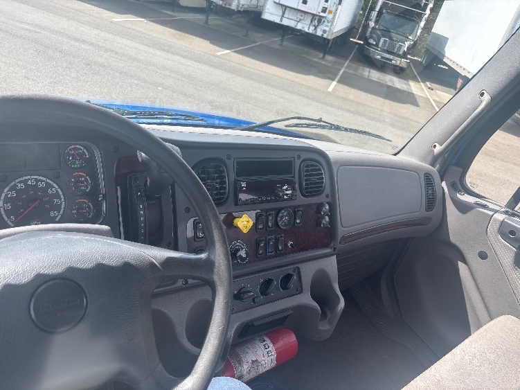 2020 Freightliner eM2 in Everett, WA — photo 10