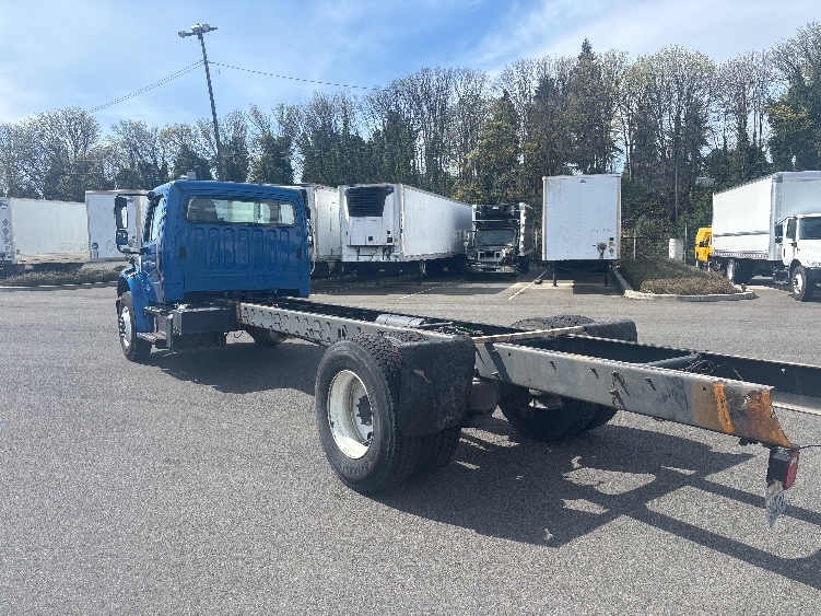 2020 Freightliner eM2 in Everett, WA — photo 5
