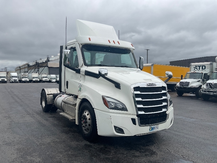 2021 Freightliner Cascadia