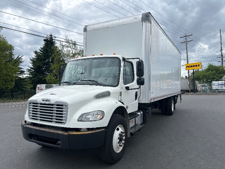 2021 Freightliner eM2 in Portland, OR — photo 3