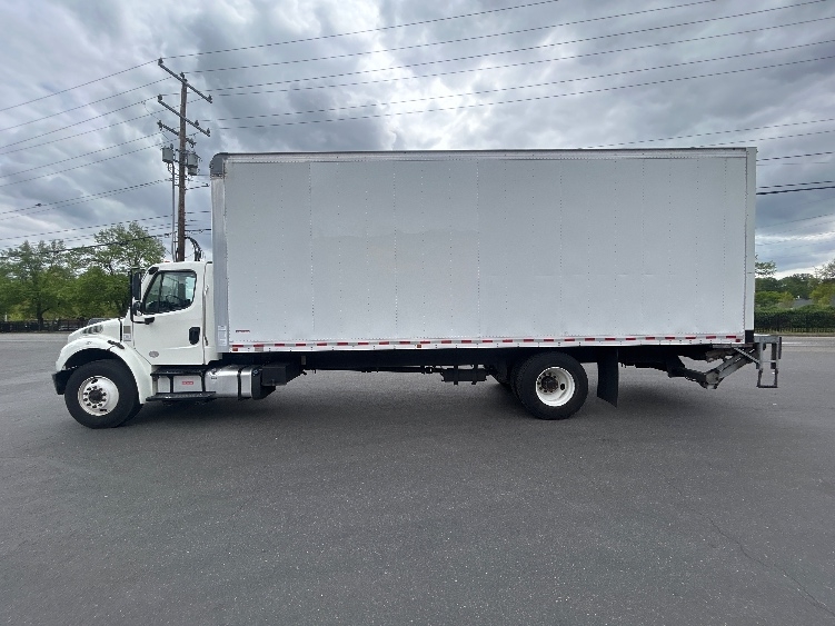 2021 Freightliner eM2 in Portland, OR — photo 4
