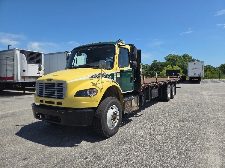 2020 Freightliner eM2 in Mobile, AL — photo 3