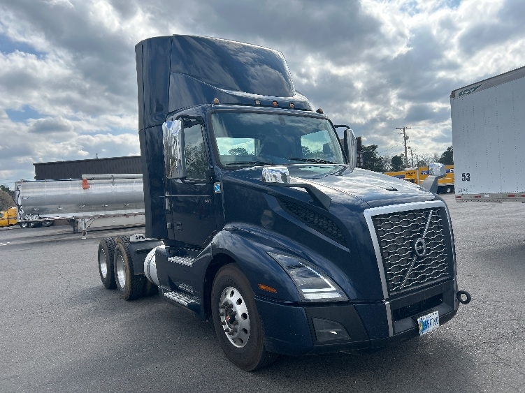 2021 Volvo VNL 300