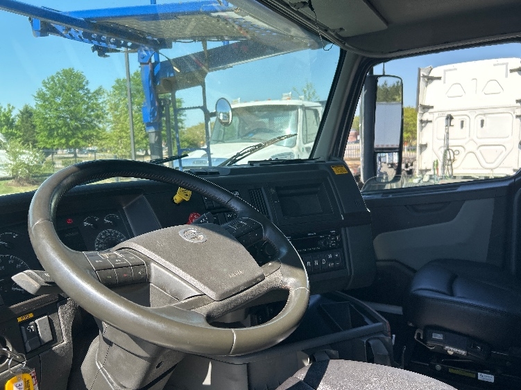 2020 Volvo in Prince George, VA — photo 10