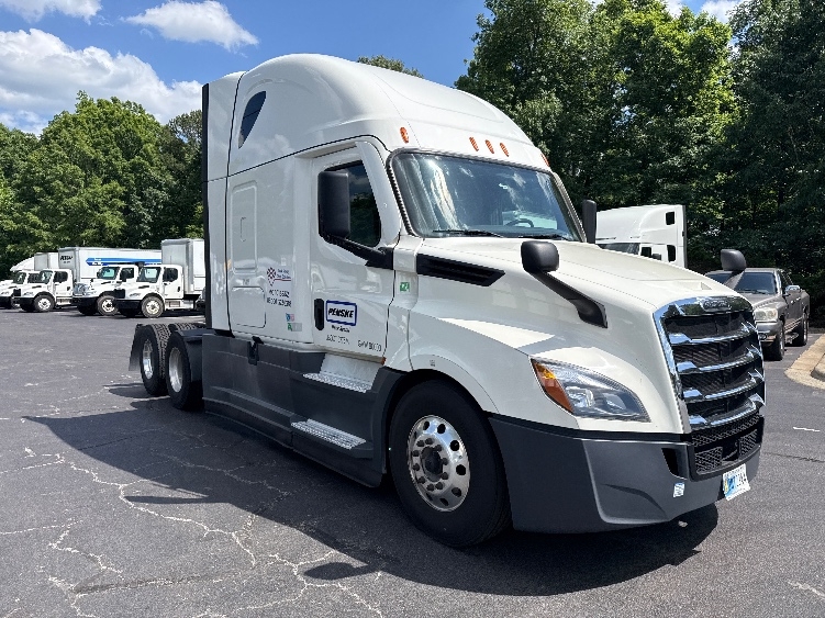 2021 Freightliner Cascadia