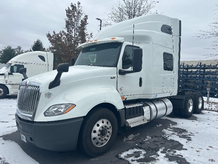 2021 International LT in Louisville, KY — photo 3