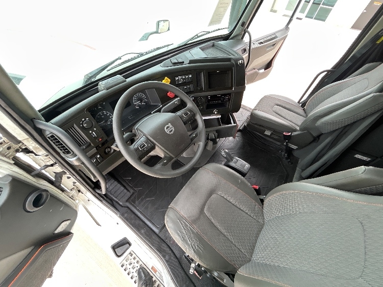2021 Volvo in Katy, TX — photo 10