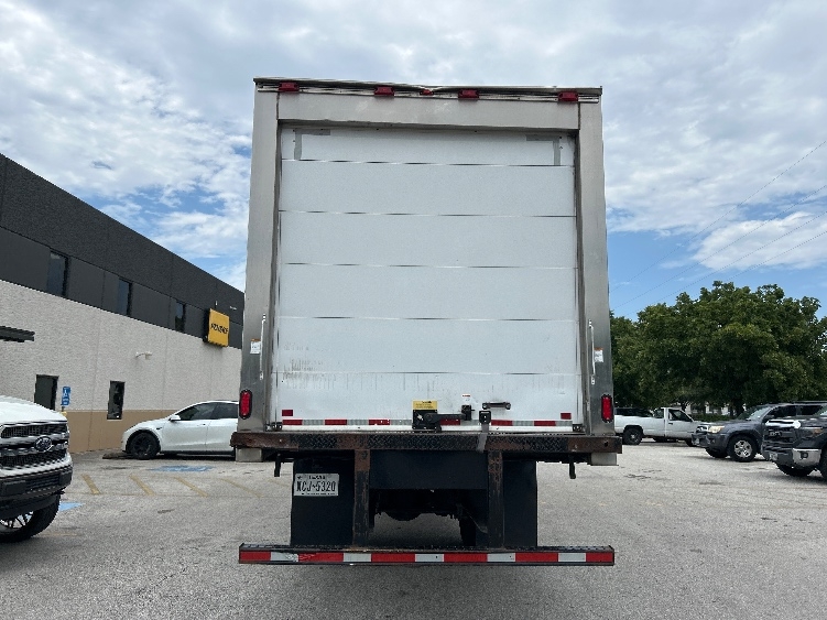 2021 Hino L6 in San Antonio, TX — photo 7