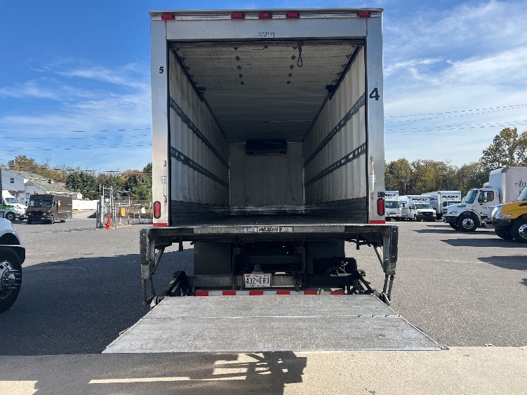 2021 Hino L6 in Baltimore, MD — photo 9
