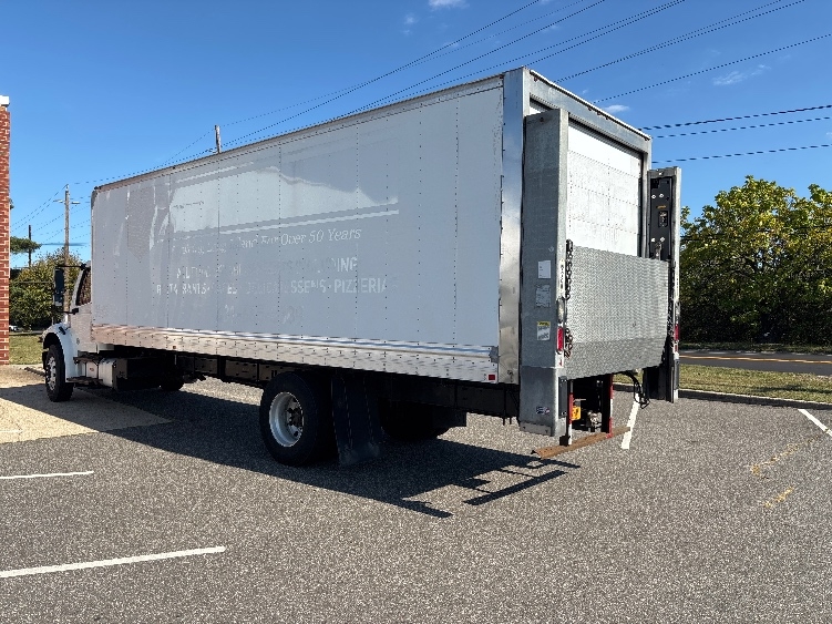 2021 Freightliner eM2 in West Babylon, NY — photo 6