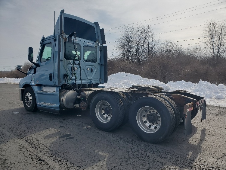 2021 Freightliner in White Deer, PA — photo 5