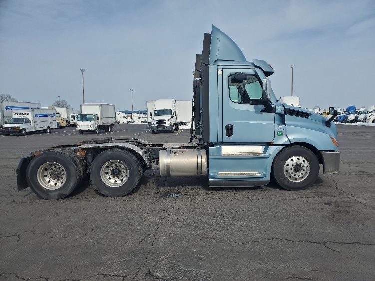 2021 Freightliner in White Deer, PA — photo 8