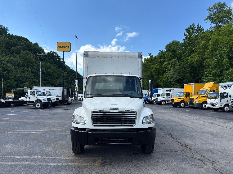 2021 Freightliner eM2 in Cleveland, TN — photo 2