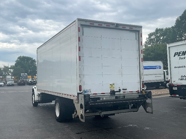 2021 Freightliner eM2 in Springfield, MO — photo 6