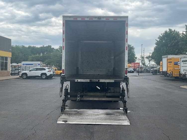 2021 Freightliner eM2 in Springfield, MO — photo 9