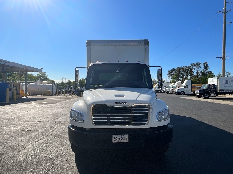 2021 Freightliner M2 106 in Manassas, VA — photo 2