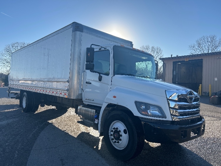 2021 Hino L6