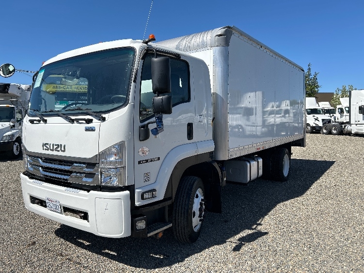 2020 Isuzu FTR in West Sacramento, CA — photo 3