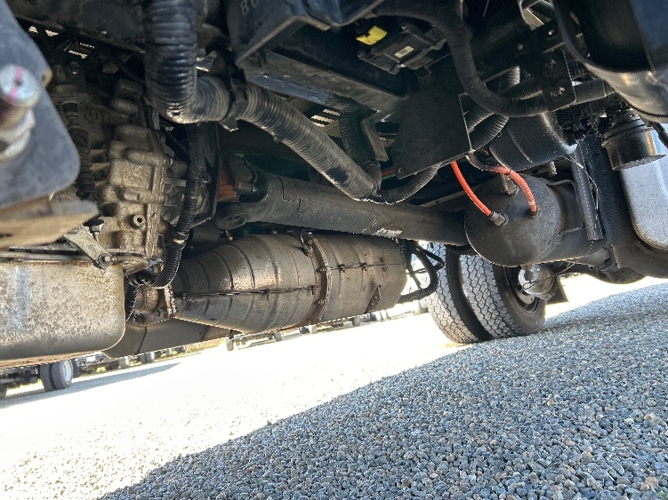 2020 Isuzu FTR in West Sacramento, CA — photo 5