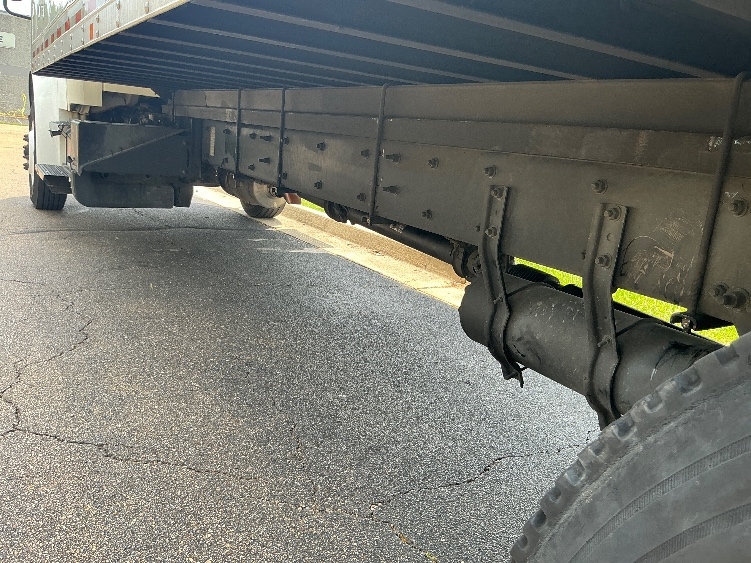 2021 Freightliner eM2 in Jackson, MS — photo 5
