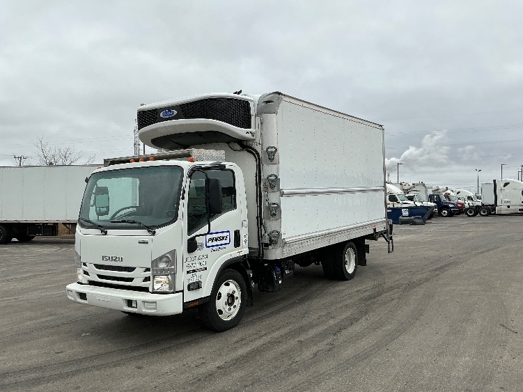 2021 Isuzu NRR in La Porte, IN — photo 3