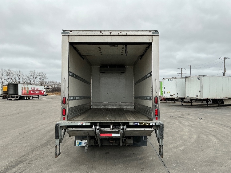 2021 Isuzu NRR in La Porte, IN — photo 8