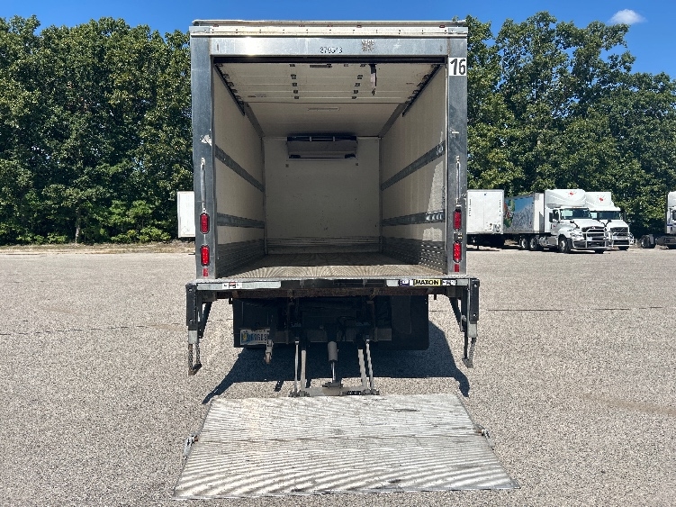 2021 Isuzu NRR in Traverse City, MI — photo 9