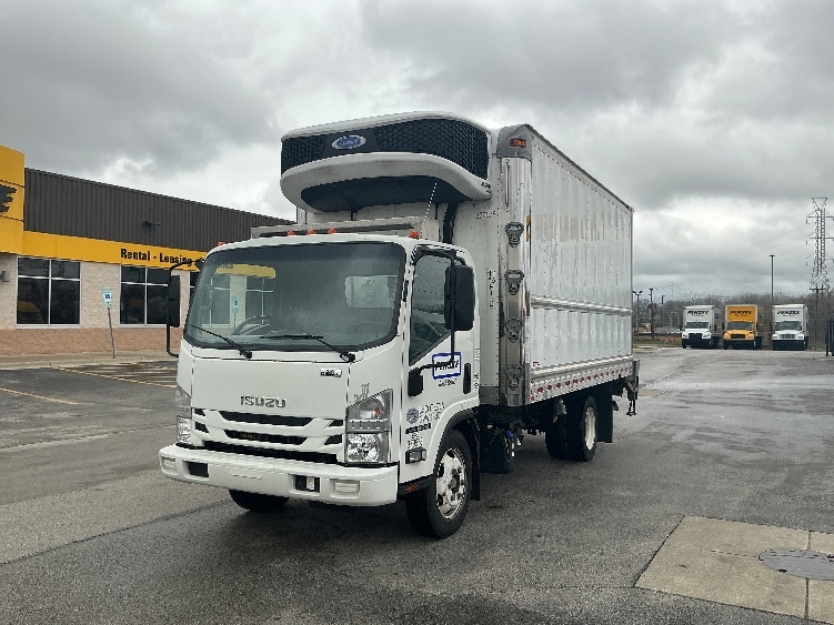 2021 Isuzu NRR in La Porte, IN — photo 3