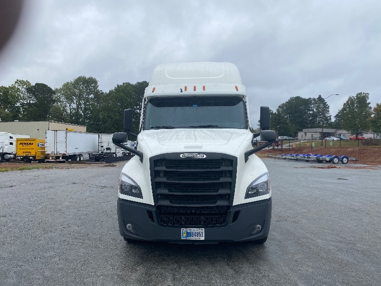 2021 Freightliner in New Castle, DE — photo 2