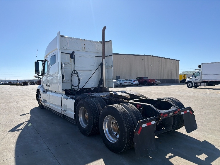 2021 Volvo in West Fargo, ND — photo 5