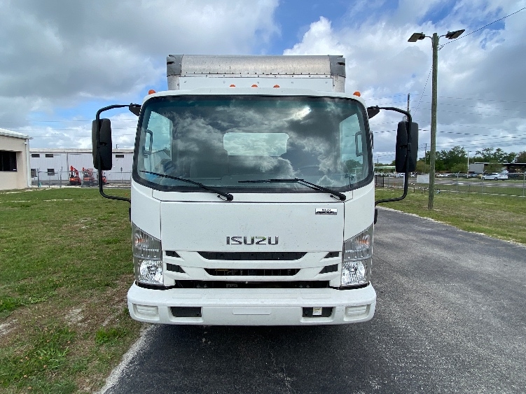 2021 Isuzu NRR in Ocala, FL — photo 2