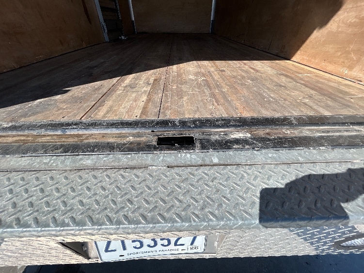 2021 Isuzu NRR in Hammond, LA — photo 10