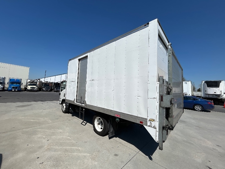 2021 Isuzu NRR in Hammond, LA — photo 6