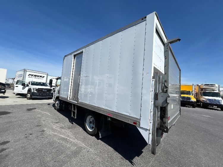 2021 Isuzu NRR in Hammond, LA — photo 6