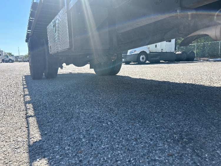 2021 Freightliner eM2 in Jacksonville, FL — photo 9