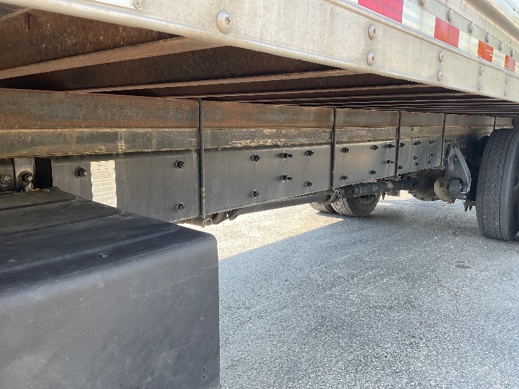 2021 Freightliner eM2 in La Porte, IN — photo 5