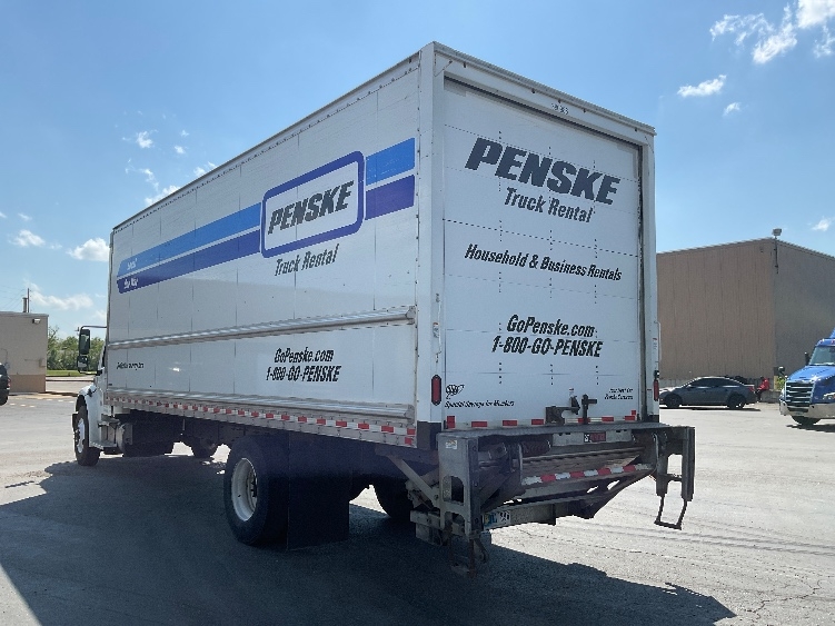 2021 Freightliner eM2 in La Porte, IN — photo 6