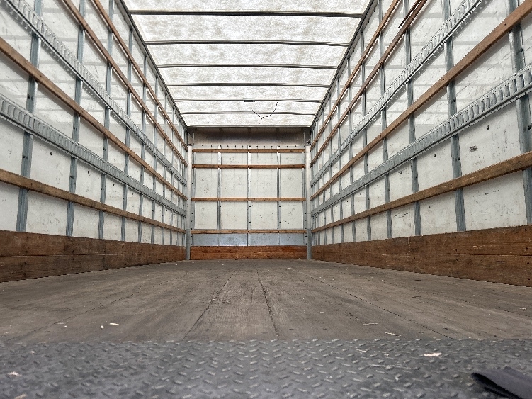 2021 Freightliner M2 106 in Windsor, WI — photo 8