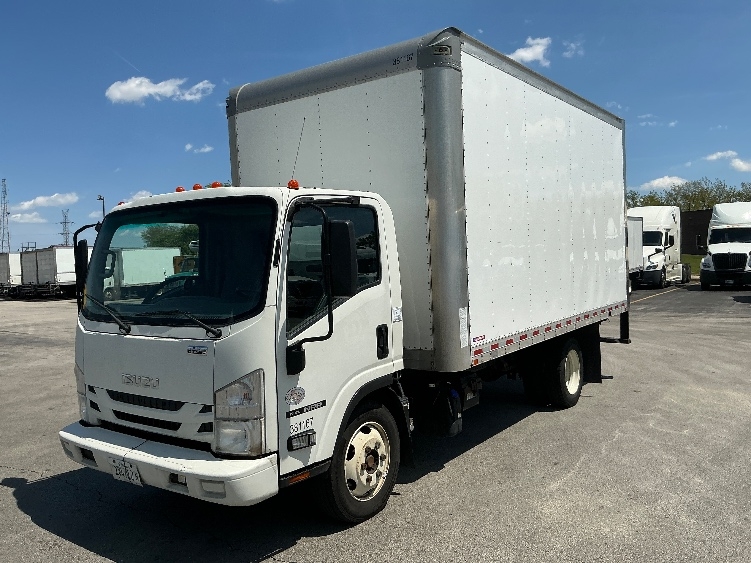 2021 Isuzu NRR in La Porte, IN — photo 3