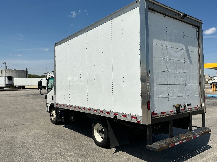 2021 Isuzu NRR in La Porte, IN — photo 6