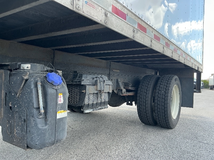2021 Isuzu NRR in La Porte, IN — photo 5