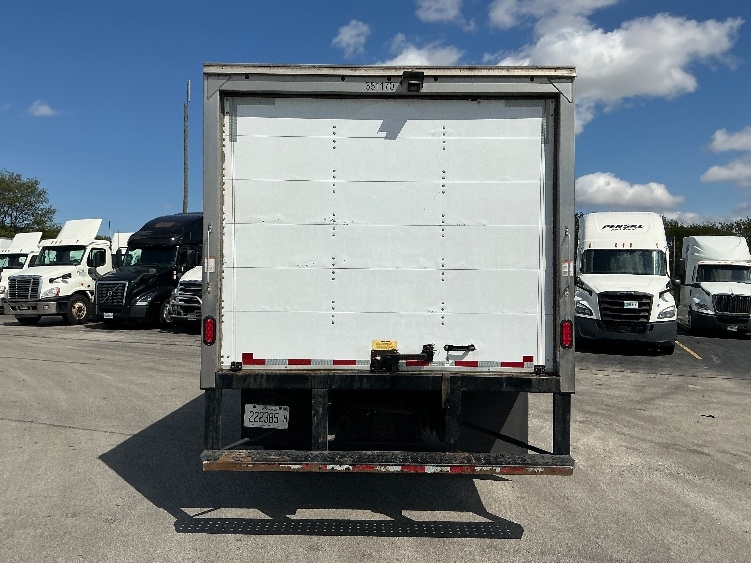 2021 Isuzu NRR in La Porte, IN — photo 7