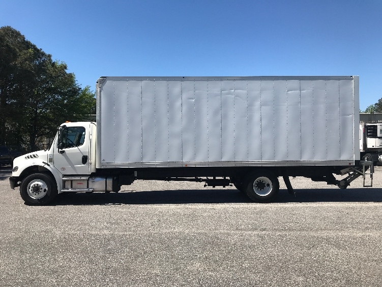 2021 Freightliner M2 106 in Prince George, VA — photo 4